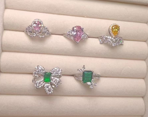 Luxury adjustable gem ring(lexi)