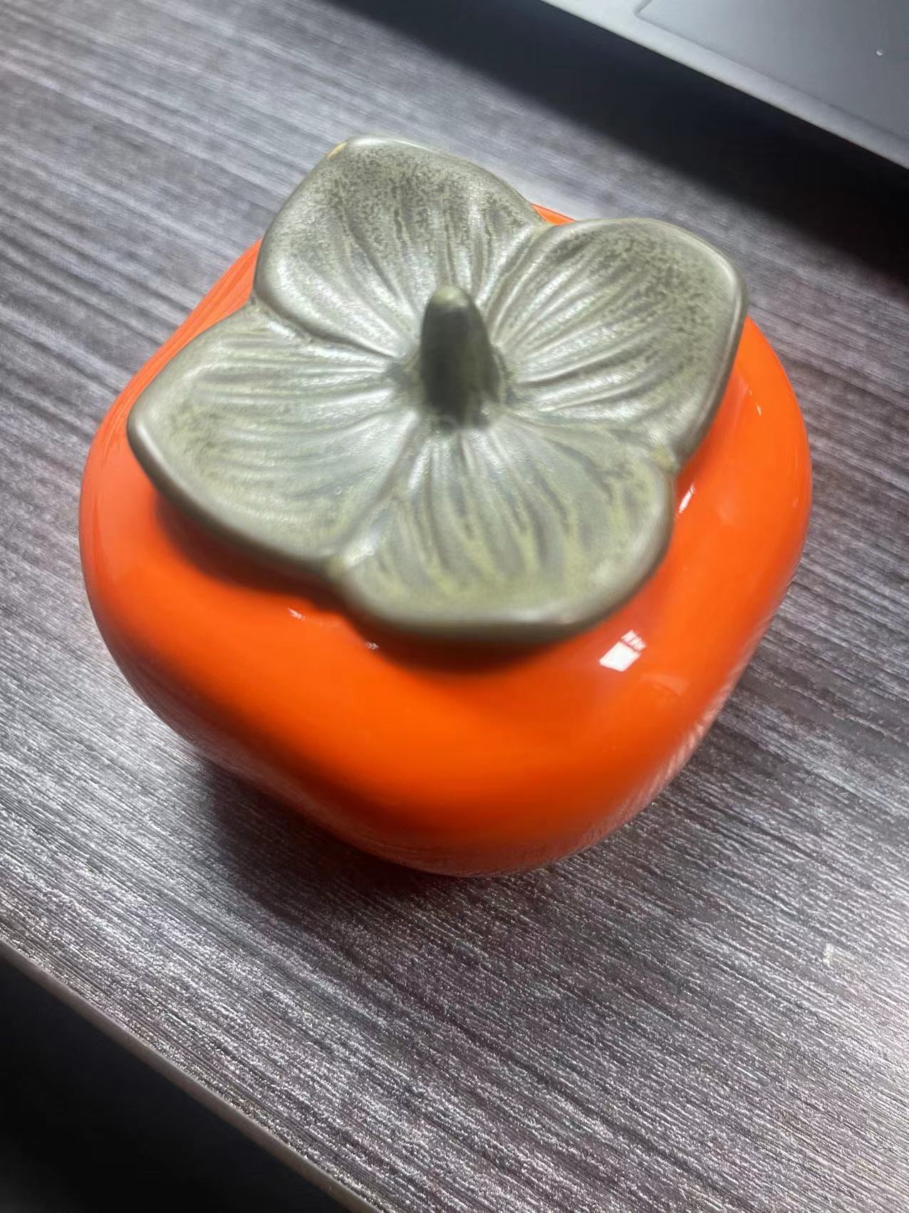 Persimmon tea pot